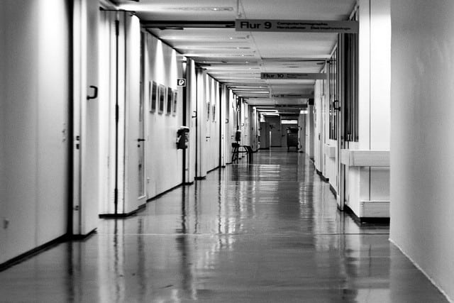 Entreprise de nettoyage remise en état des sols thermoplastiques